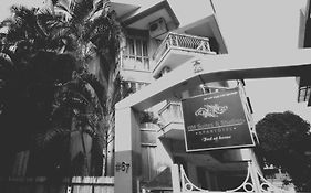 Hm Suites And Studios