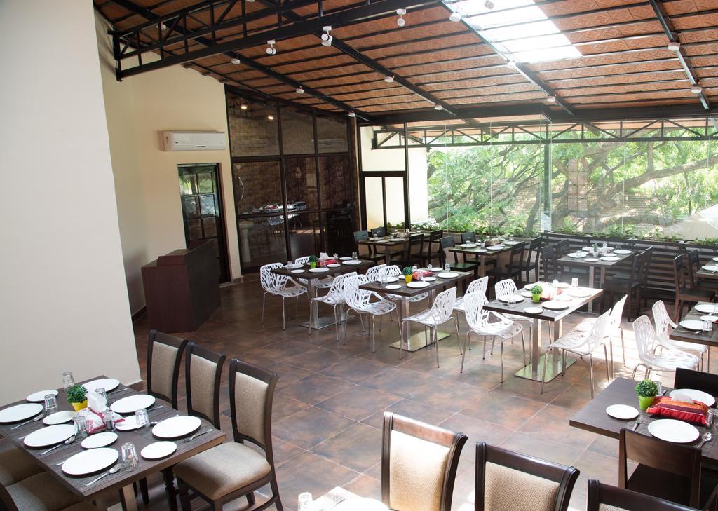 Hm Suites & Studios Bangalore Exterior photo