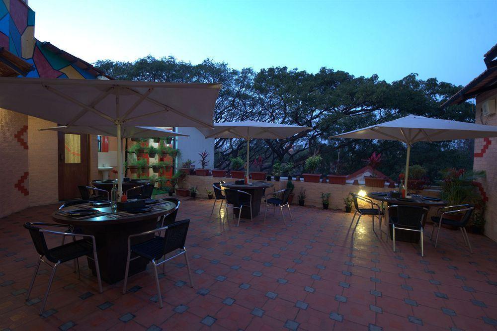 Hm Suites & Studios Bangalore Exterior photo