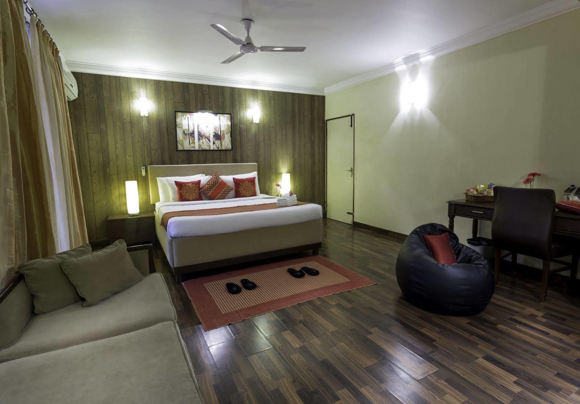 Hm Suites & Studios Bangalore Exterior photo